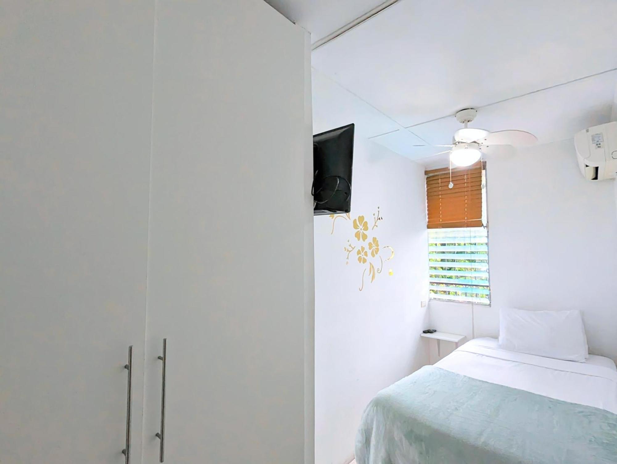 Hostal Yoha パナマ・シティー エクステリア 写真