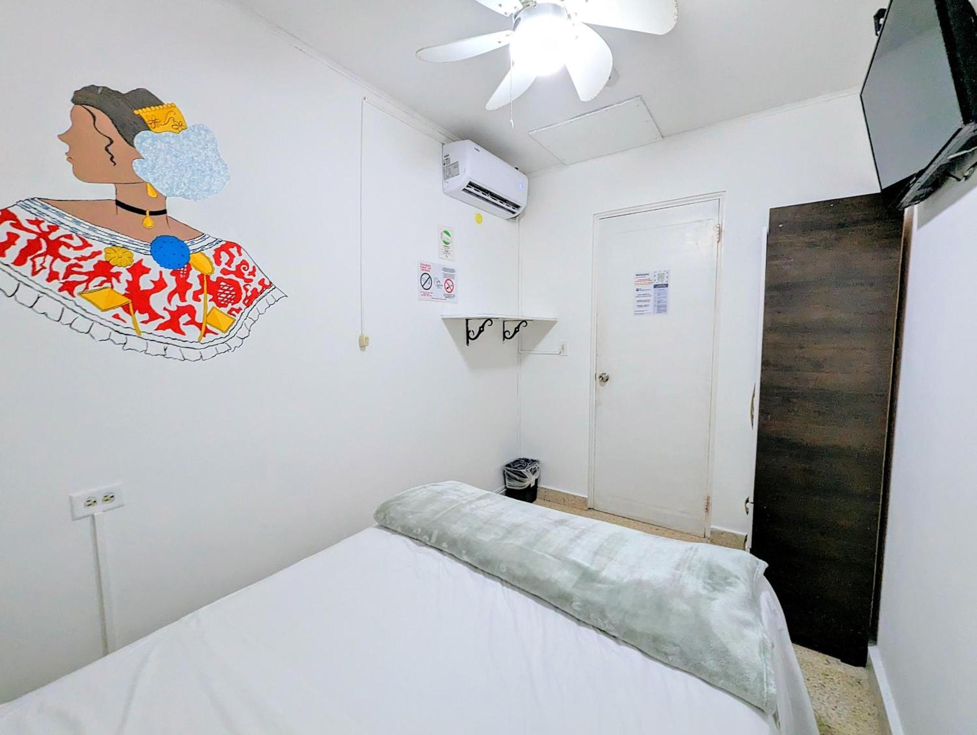 Hostal Yoha パナマ・シティー 部屋 写真