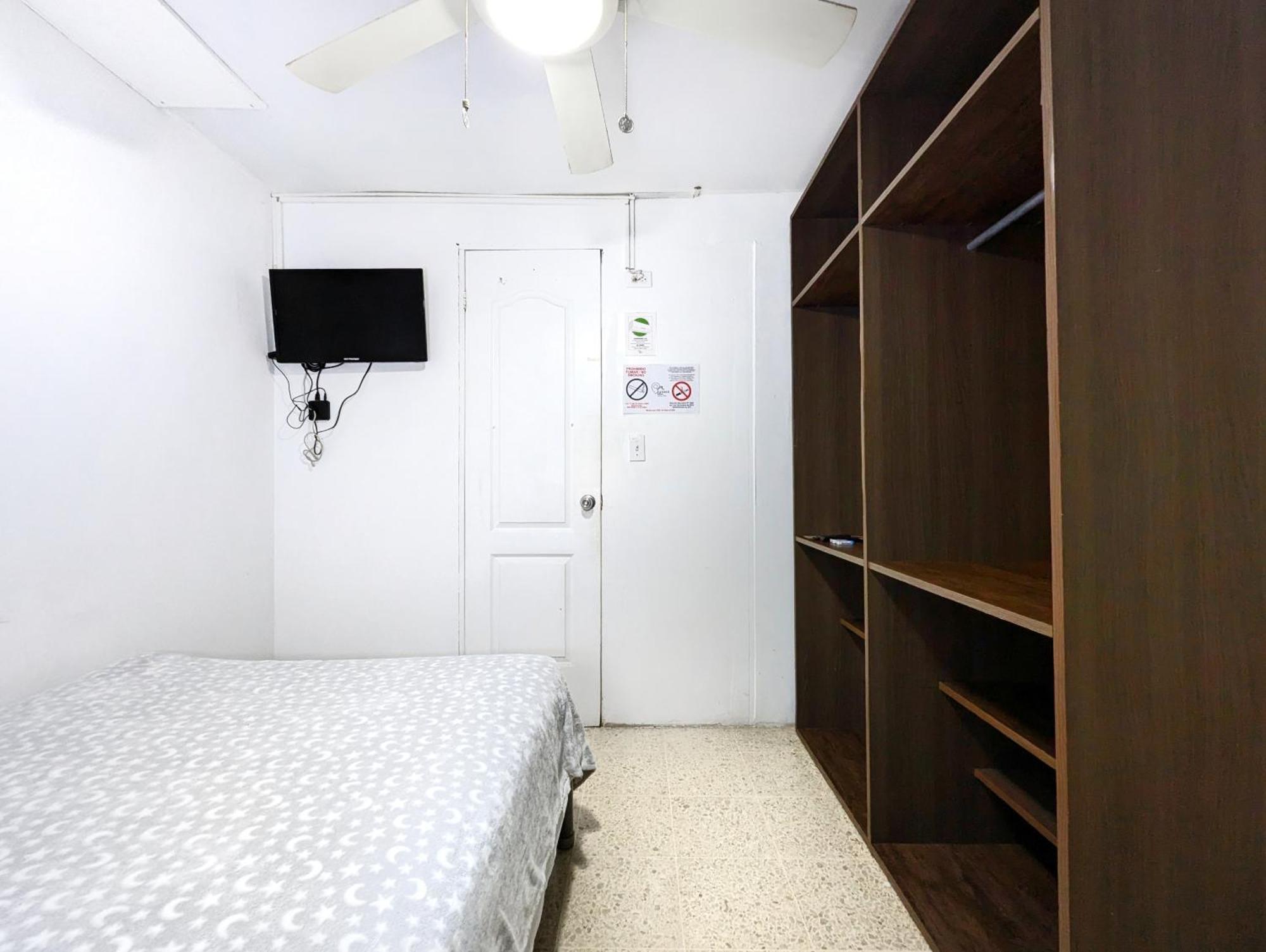 Hostal Yoha パナマ・シティー 部屋 写真